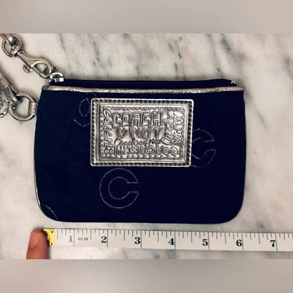 Coach Women's Black Silver Trim SIGNATURE POPPY 1941 Wristlet and Dust Bag - Picture 7 of 8